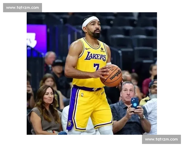 凯尔特人先签后换抢湖人猎物,交易新秀省 5000 万奢侈税 凯尔特人先签后换抢湖人猎物,交易新秀省 5000 万奢侈税