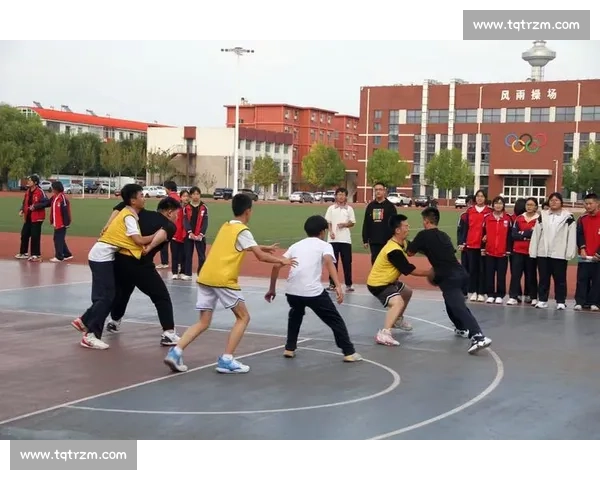 刘伶醉逆转夺杭州站桂冠 黄金赛场燃爆篮球激情 刘伶醉逆转夺杭州站桂冠 黄金赛场燃爆篮球激情