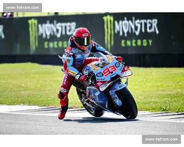 赛车漫画照进现实！MotoGP历史冠军们的“超能力”大赏！
